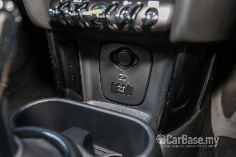 MINI Electric F56 LCI 2 (2021) Interior