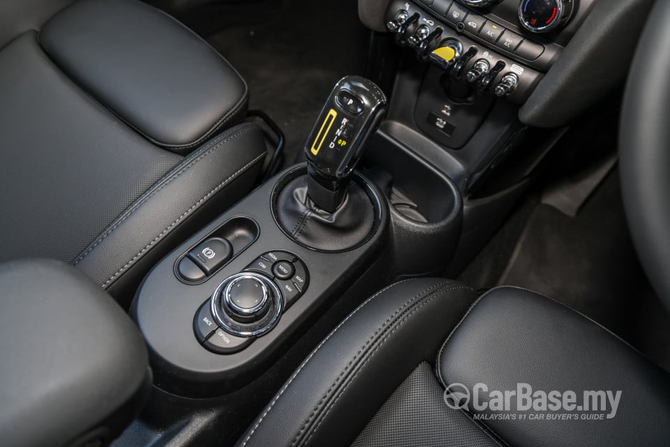 MINI Electric F56 LCI 2 (2021) Interior