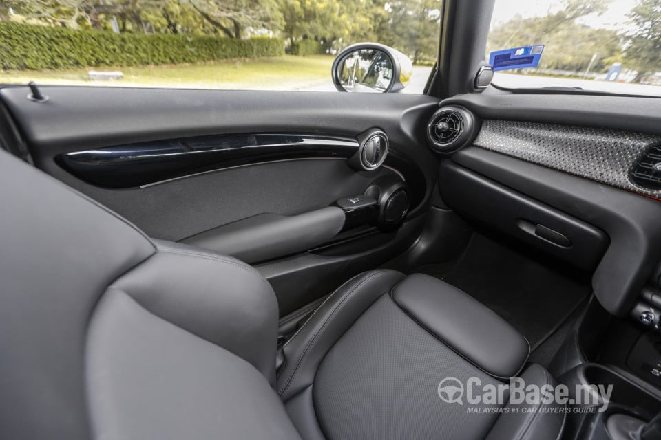 MINI Electric F56 LCI 2 (2021) Interior