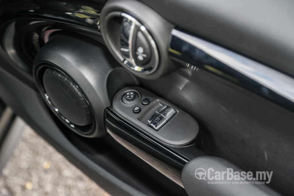 MINI Electric F56 LCI 2 (2021) Interior
