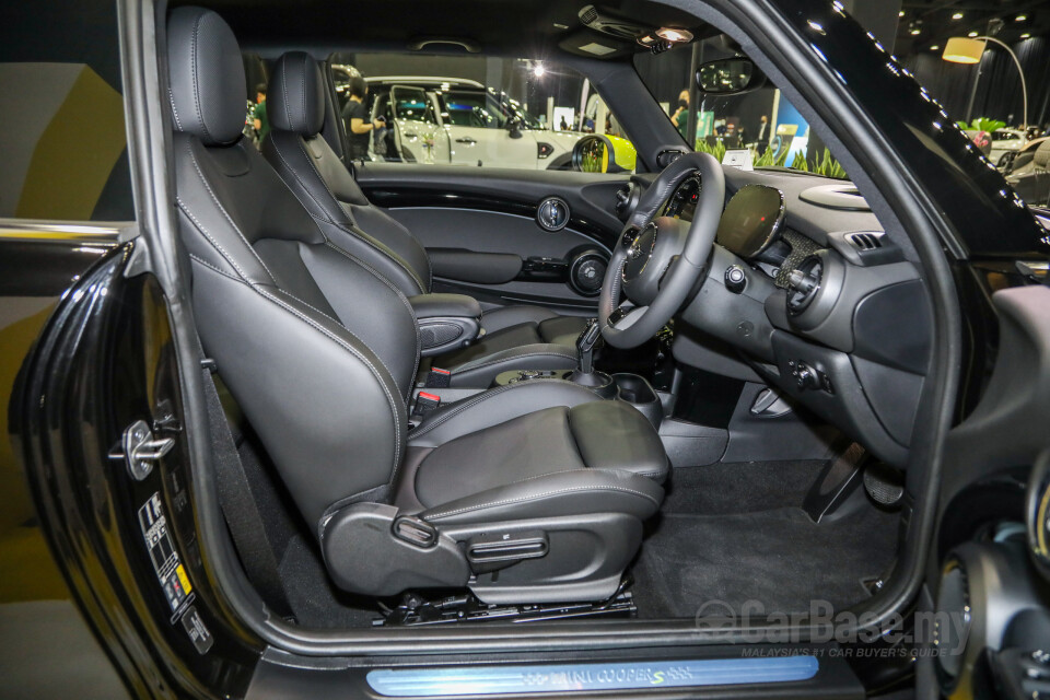 MINI Electric F56 LCI 2 (2021) Interior
