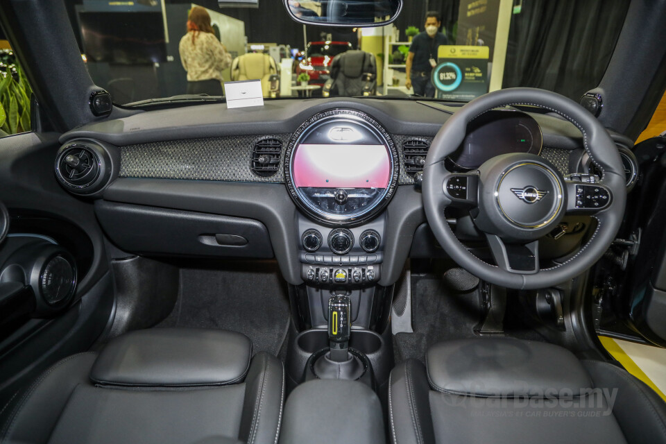 MINI Electric F56 LCI 2 (2021) Interior