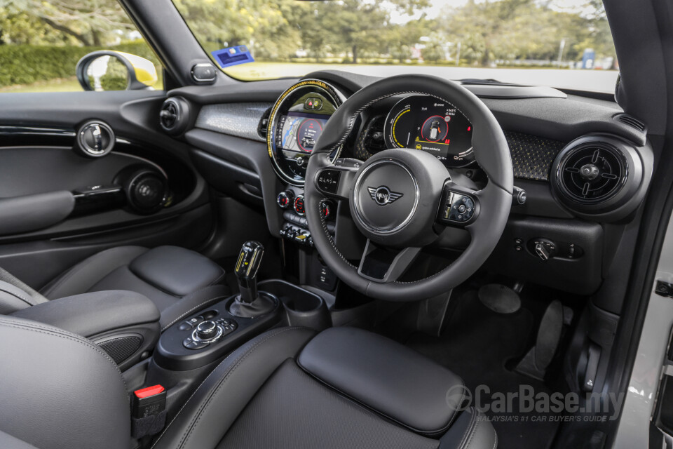 MINI Electric F56 LCI 2 (2021) Interior