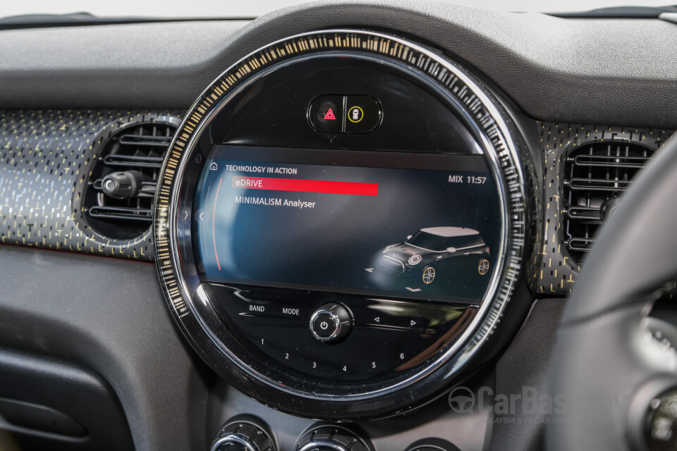 MINI Electric F56 LCI 2 (2021) Interior