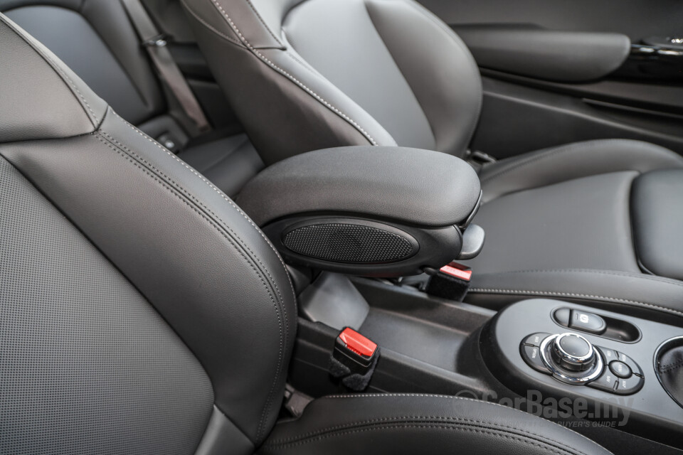 MINI Electric F56 LCI 2 (2021) Interior