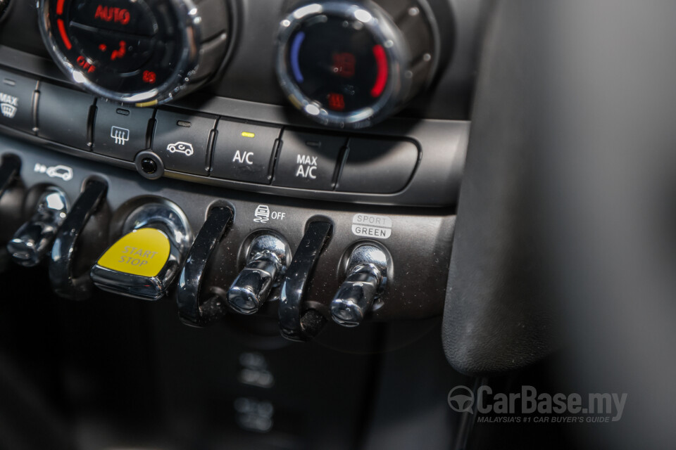 MINI Electric F56 LCI 2 (2021) Interior