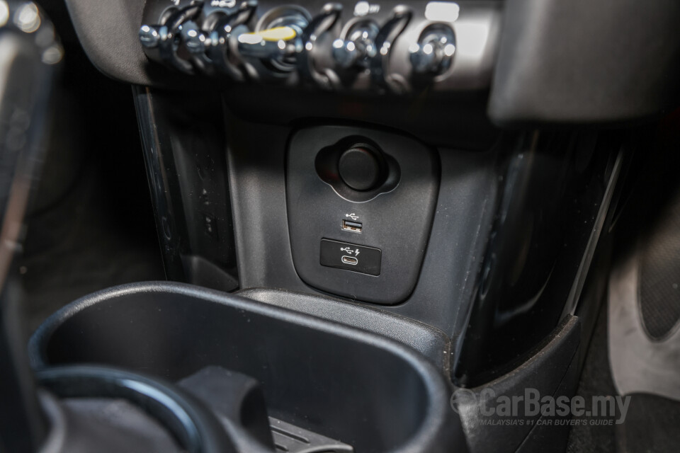 MINI Electric F56 LCI 2 (2021) Interior