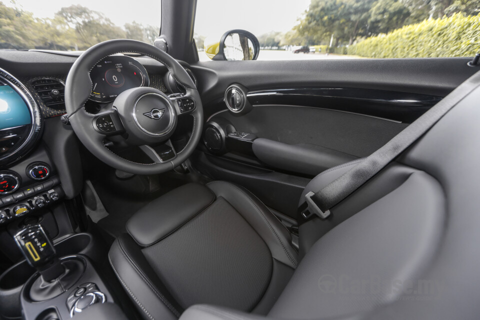 MINI Electric F56 LCI 2 (2021) Interior