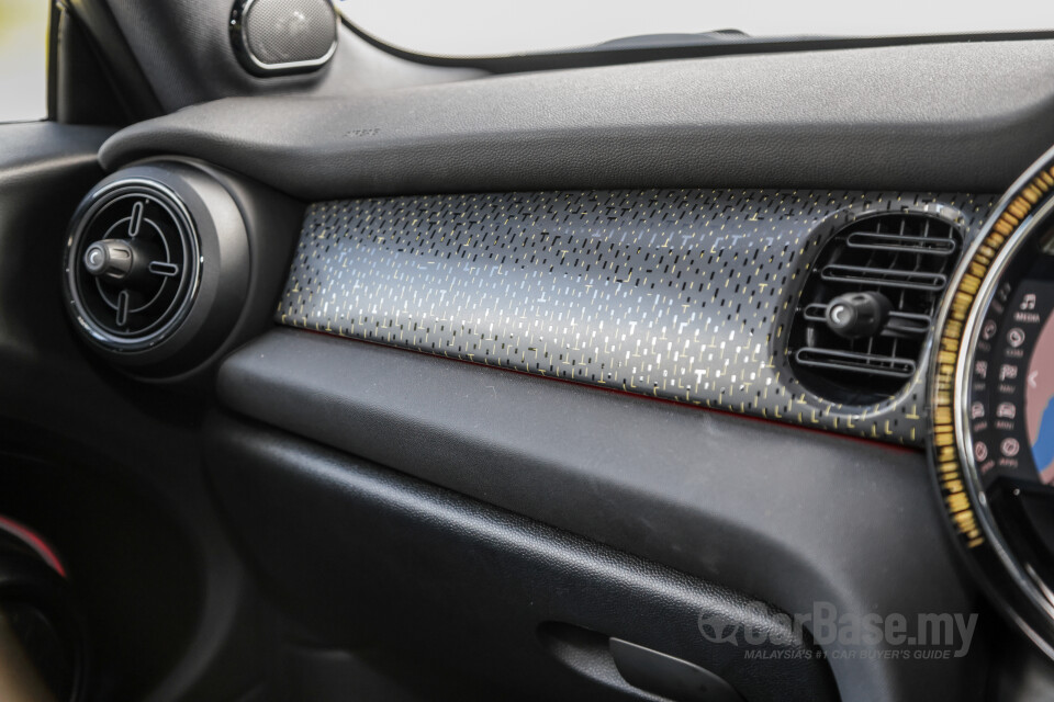 MINI Electric F56 LCI 2 (2021) Interior