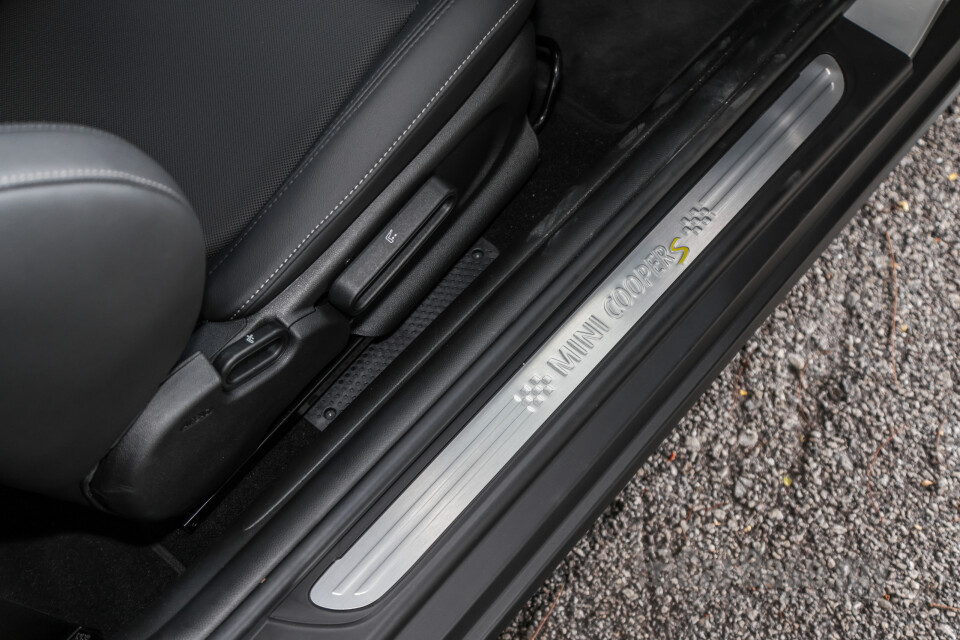 MINI Electric F56 LCI 2 (2021) Interior