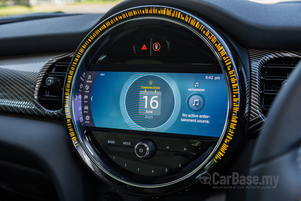 MINI Electric F56 LCI 2 (2021) Interior