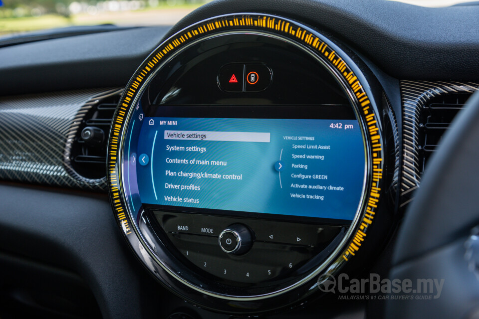 MINI Electric F56 LCI 2 (2021) Interior