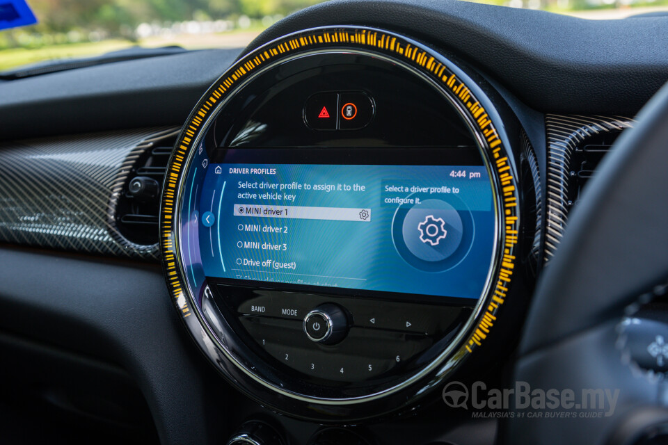 MINI Electric F56 LCI 2 (2021) Interior