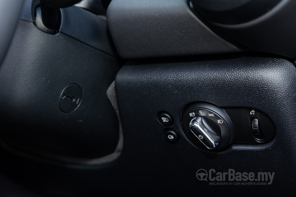 MINI Electric F56 LCI 2 (2021) Interior