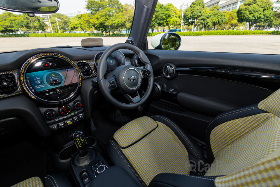 MINI Electric F56 LCI 2 (2021) Interior