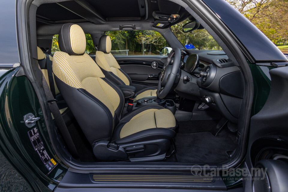 MINI Electric F56 LCI 2 (2021) Interior