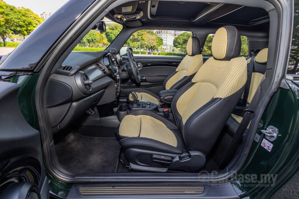 MINI Electric F56 LCI 2 (2021) Interior