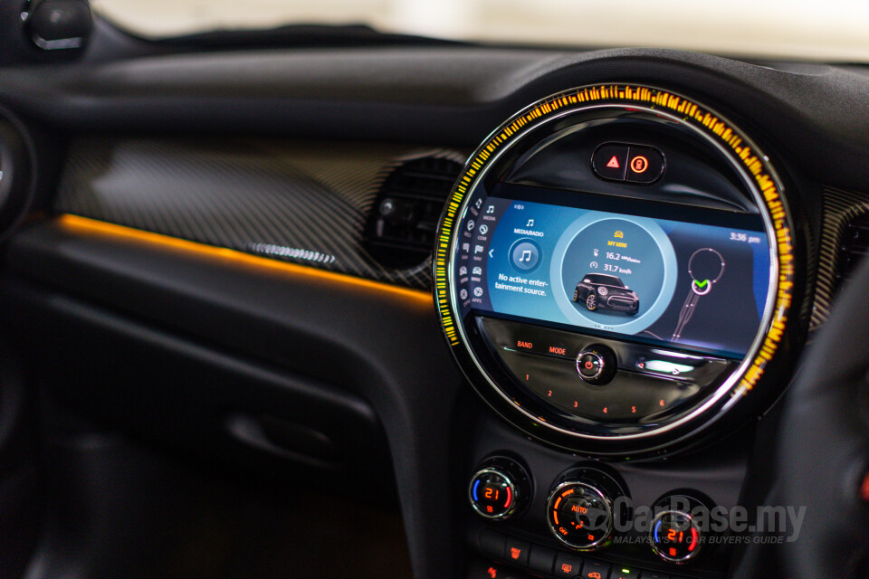 MINI Electric F56 LCI 2 (2021) Interior