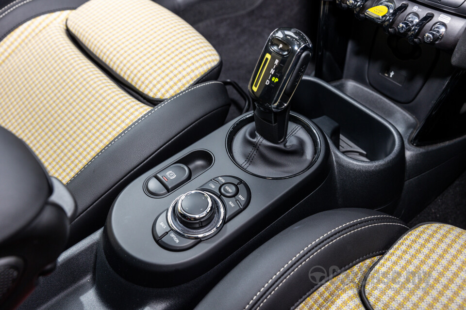 MINI Electric F56 LCI 2 (2021) Interior