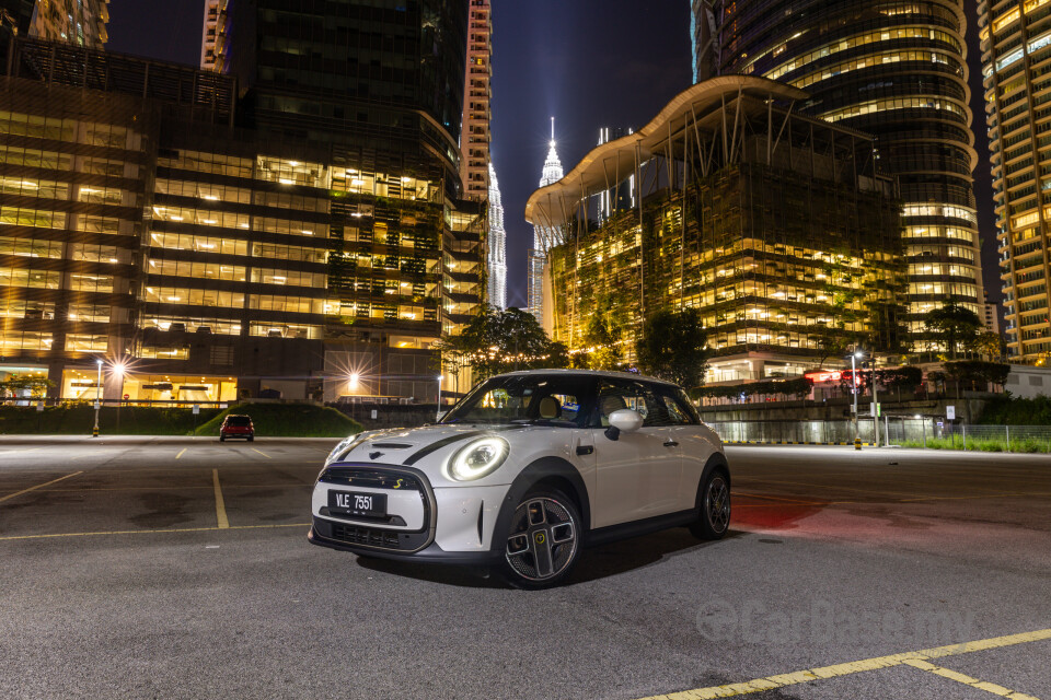 MINI Electric F56 LCI 2 (2021) Interior