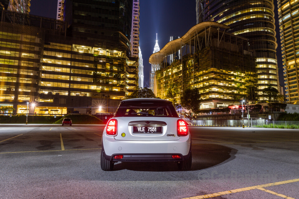 MINI Electric F56 LCI 2 (2021) Interior