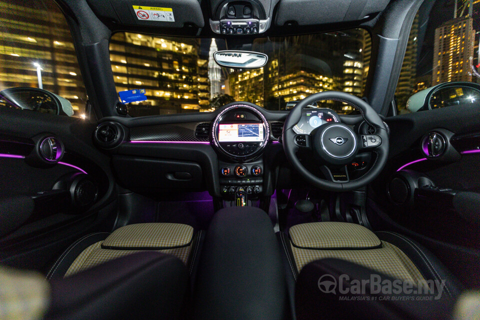 MINI Electric F56 LCI 2 (2021) Interior