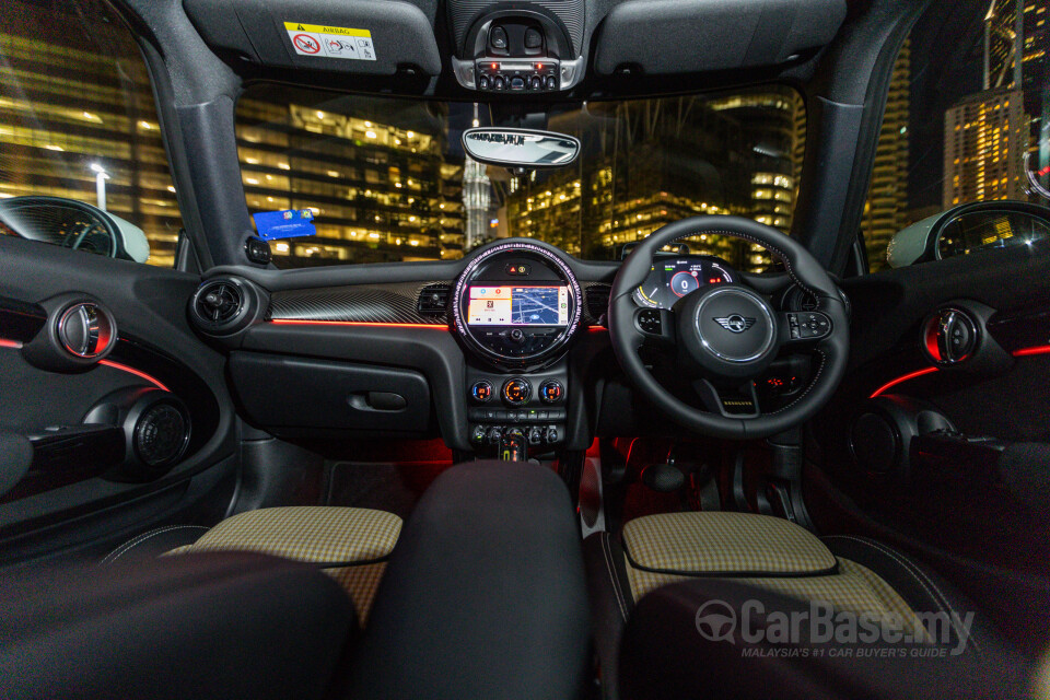 MINI Electric F56 LCI 2 (2021) Interior