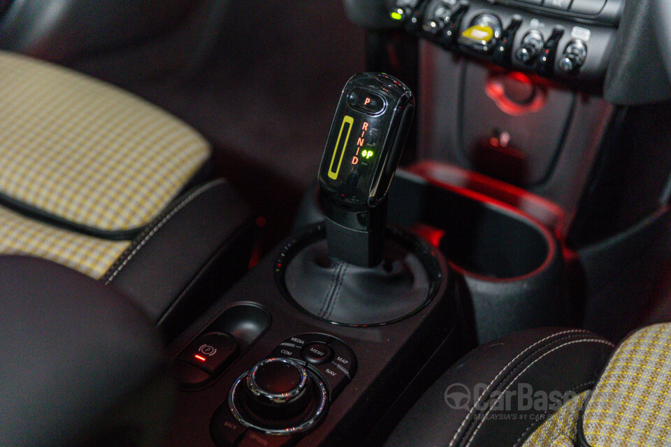 MINI Electric F56 LCI 2 (2021) Interior