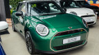 MINI Electric Exterior photo