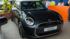 MINI Electric Exterior photo