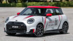 MINI Electric Exterior photo