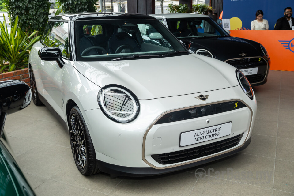 MINI Electric J01 (2024) Exterior