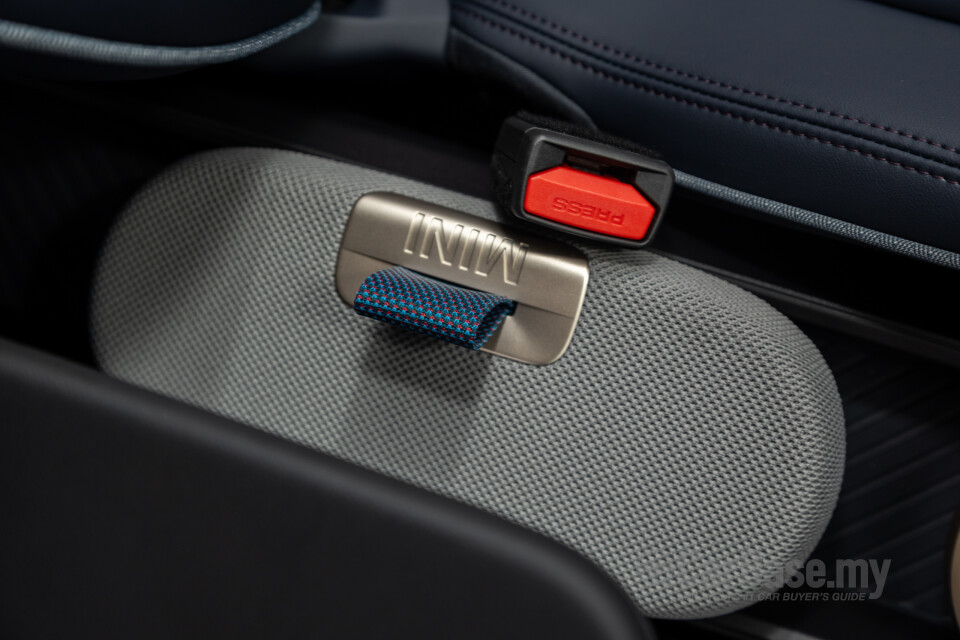 MINI Electric J01 (2024) Interior