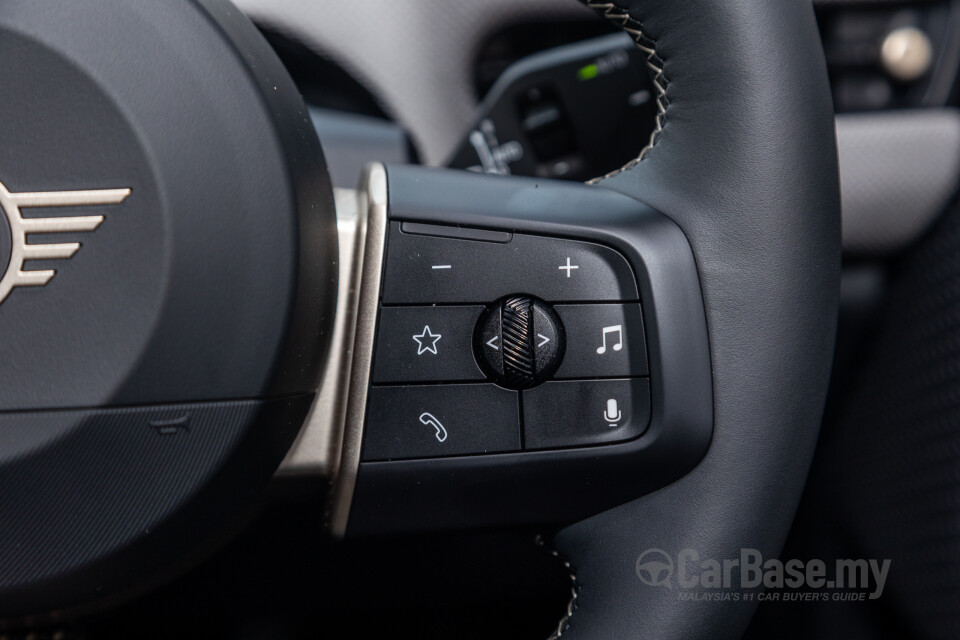 MINI Electric J01 (2024) Interior