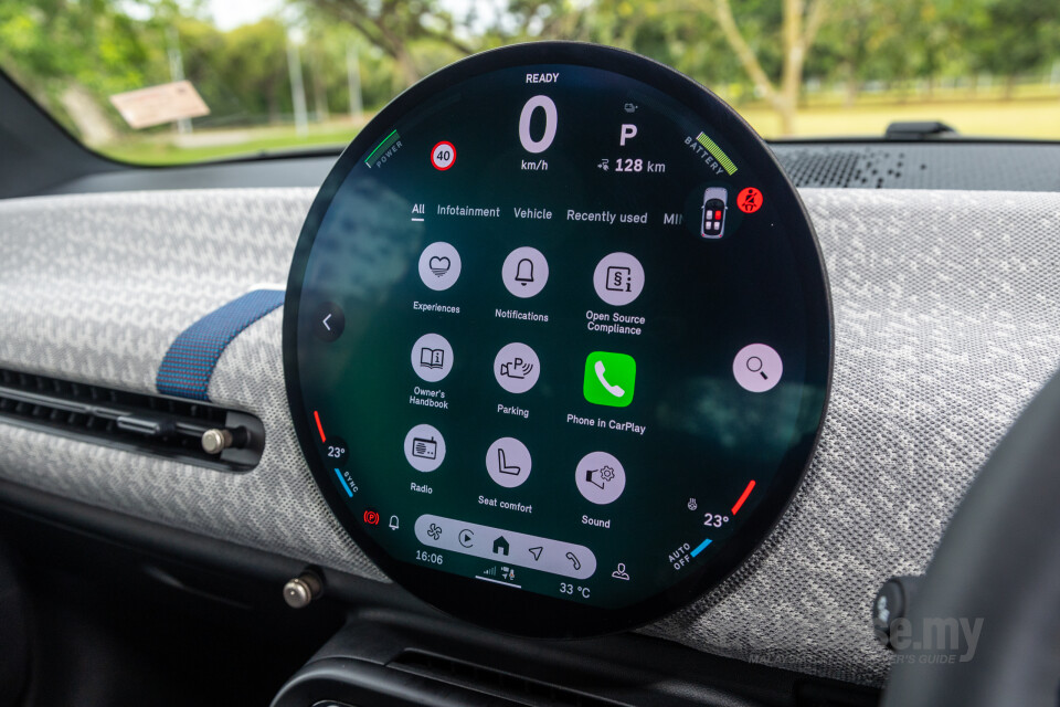 MINI Electric J01 (2024) Interior