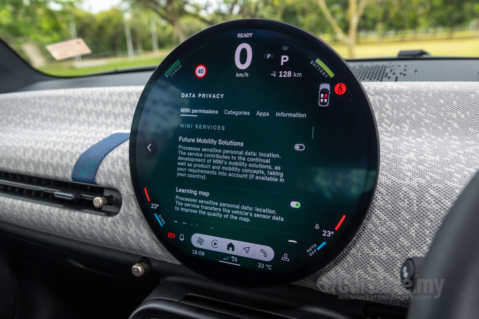 MINI Electric J01 (2024) Interior