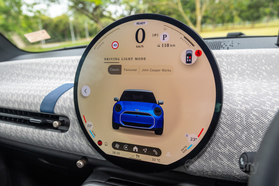 MINI Electric J01 (2024) Interior