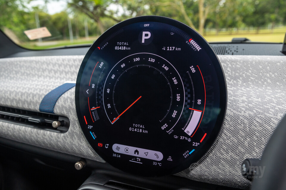 MINI Electric J01 (2024) Interior