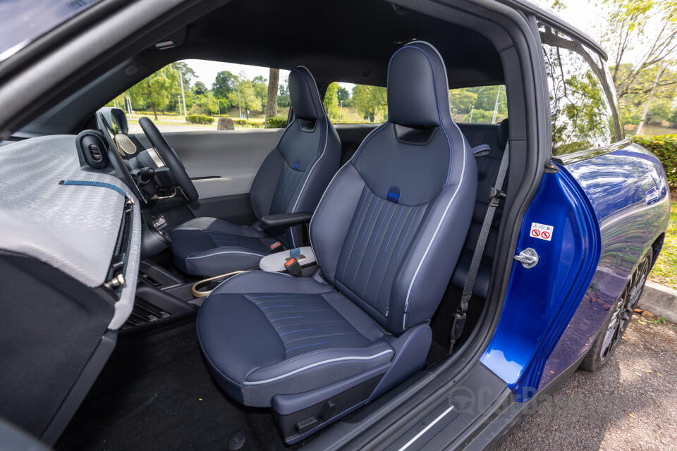 MINI Electric J01 (2024) Interior