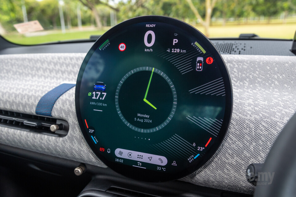 MINI Electric J01 (2024) Interior