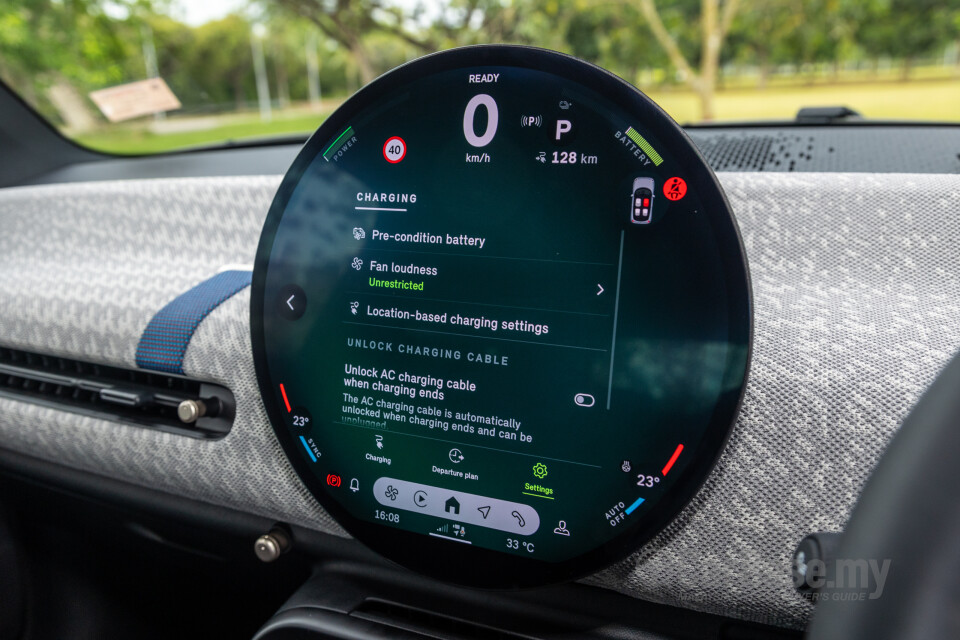 MINI Electric J01 (2024) Interior
