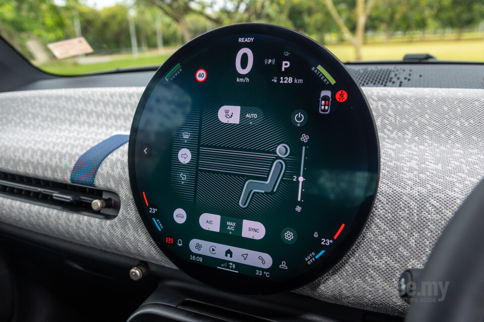 MINI Electric J01 (2024) Interior