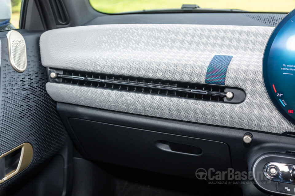 MINI Electric J01 (2024) Interior