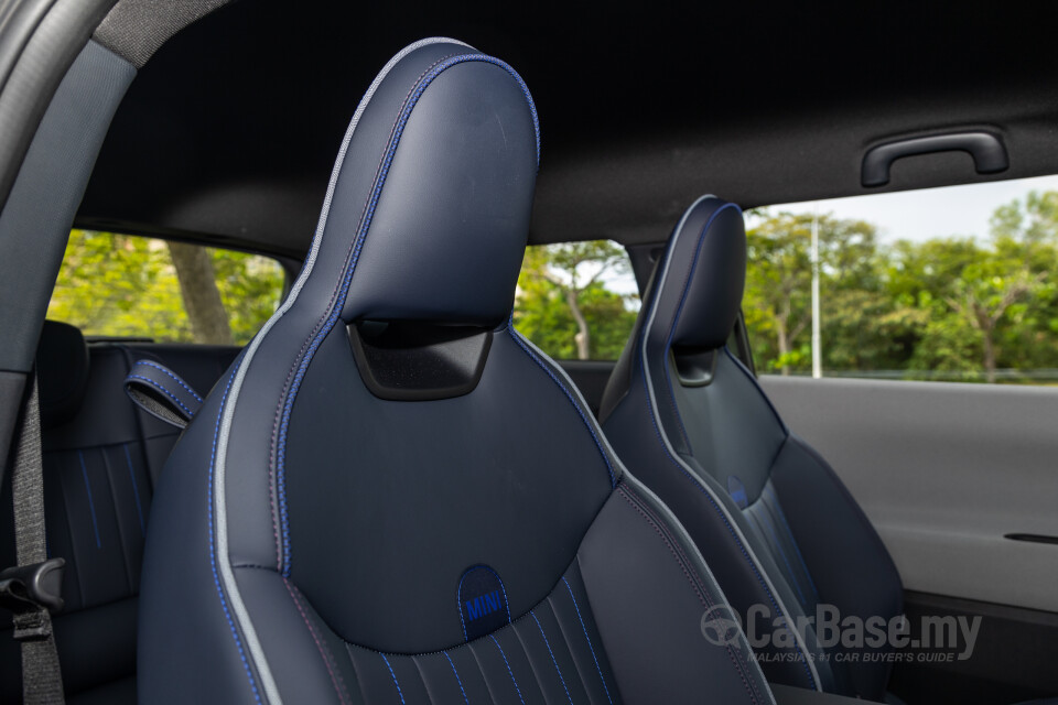 MINI Electric J01 (2024) Interior