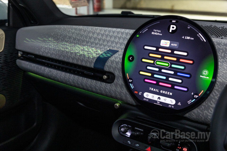 MINI Electric J01 (2024) Interior