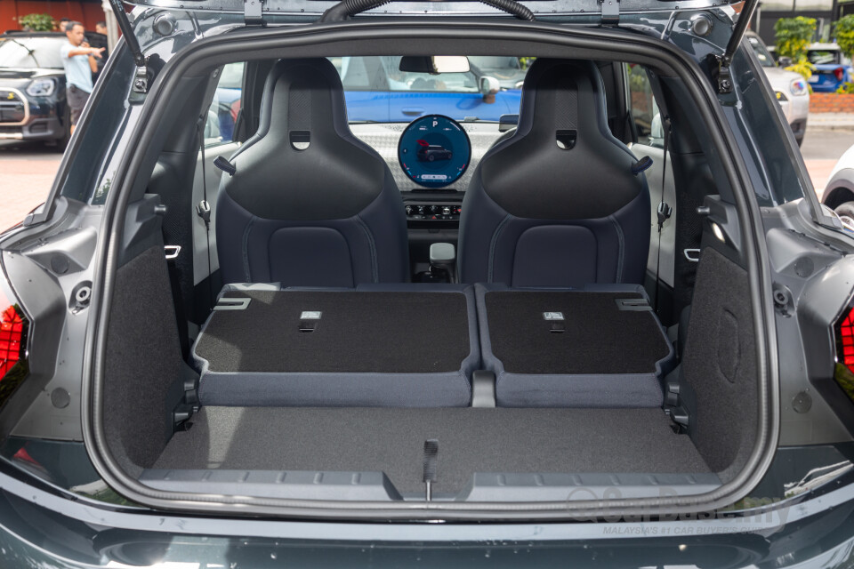 MINI Electric J01 (2024) Interior
