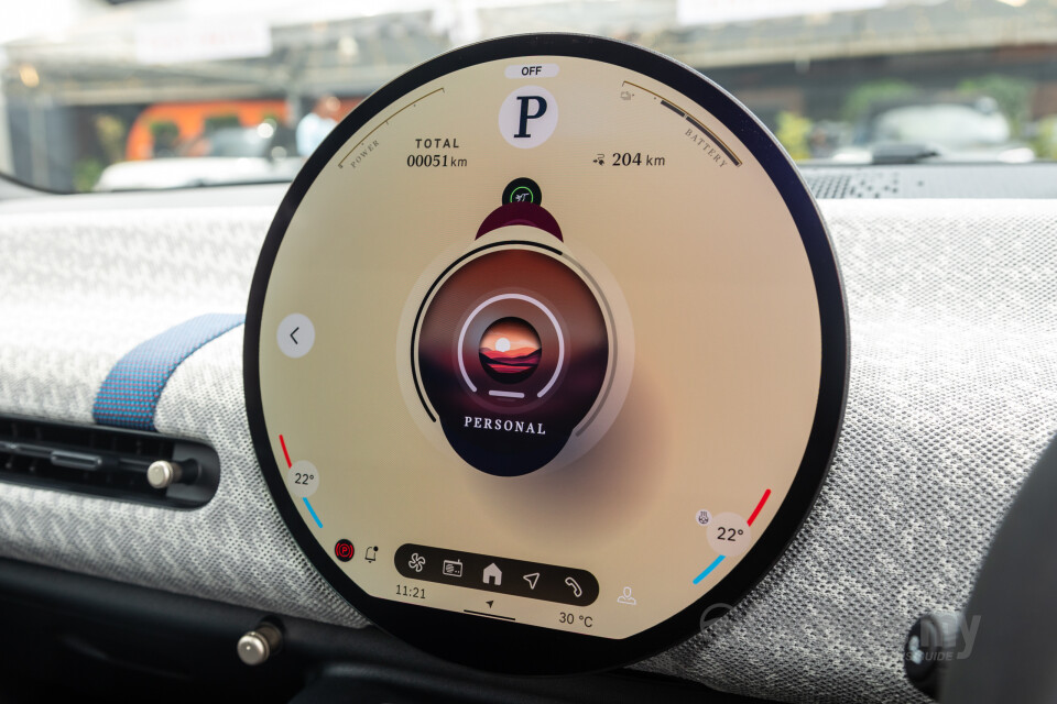MINI Electric J01 (2024) Interior