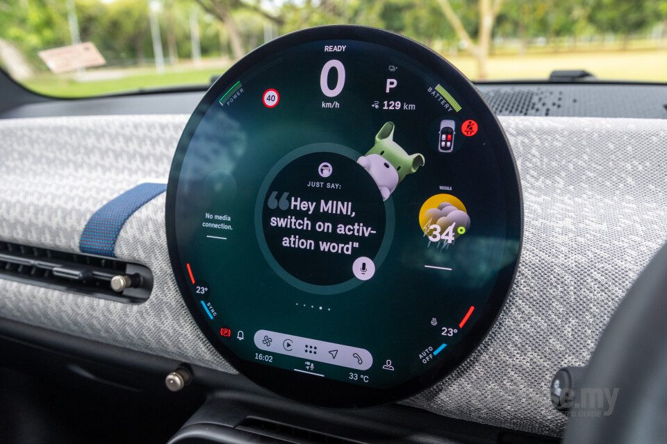 MINI Electric J01 (2024) Interior