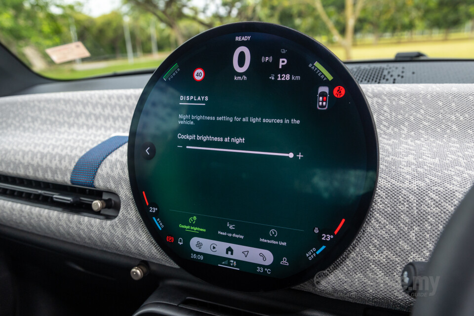 MINI Electric J01 (2024) Interior