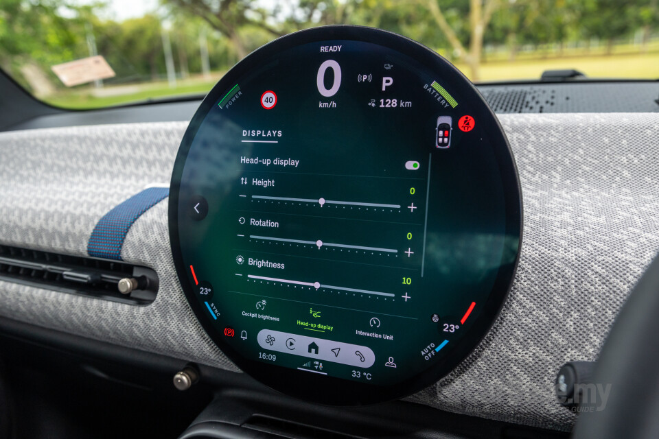 MINI Electric J01 (2024) Interior